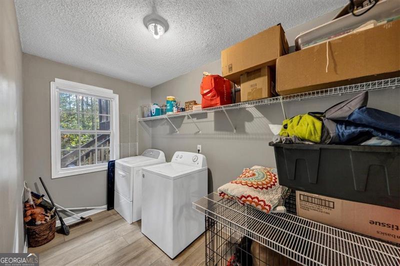 HIGHLAND POINTE - Residential