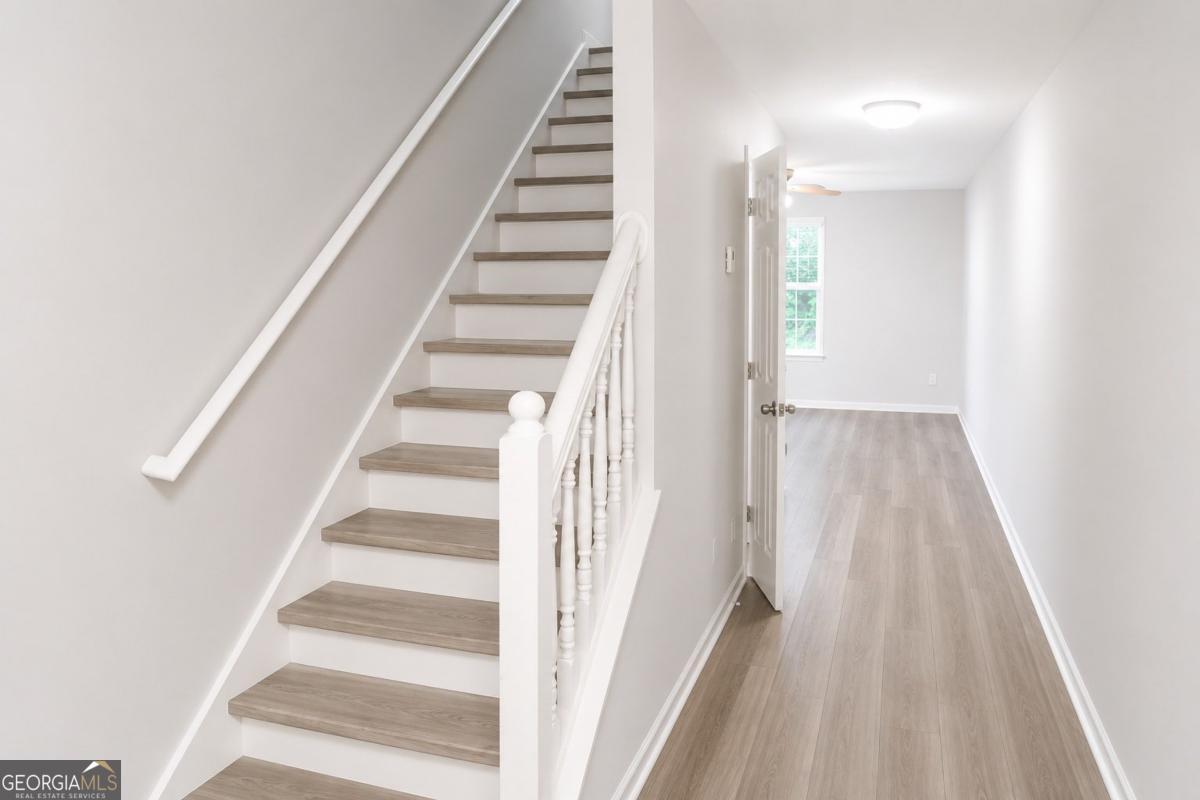 1445 Maple Valley CT