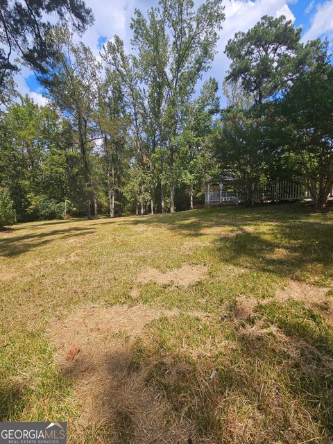 102 Richmond Street Sandersville GA 31082