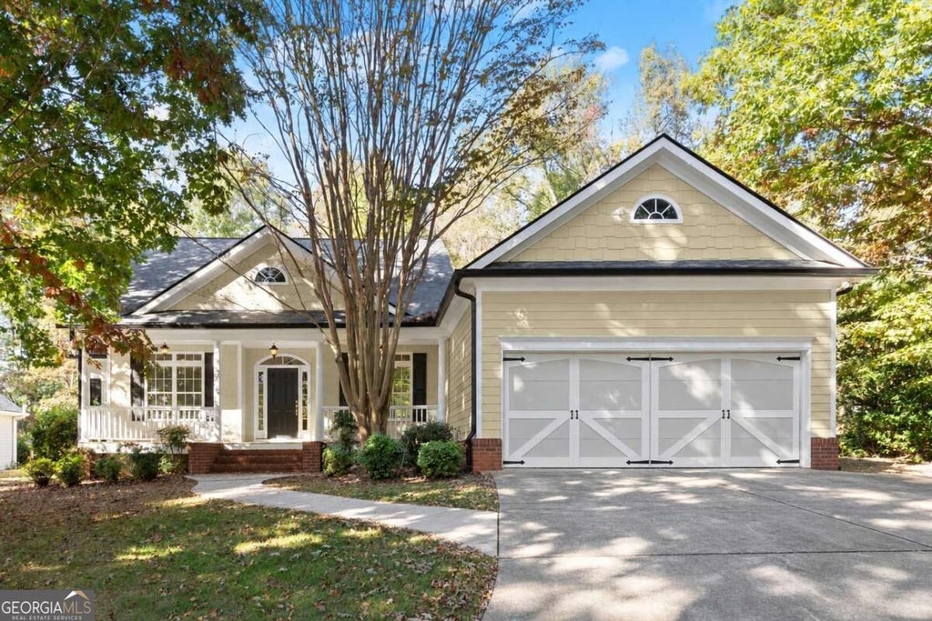 Photo of 4442 N Gate Dr, Gainesville, GA 30506 (MLS # 10880403)