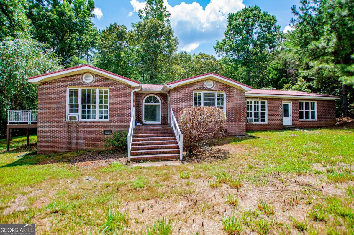 3372 East Hwy 5