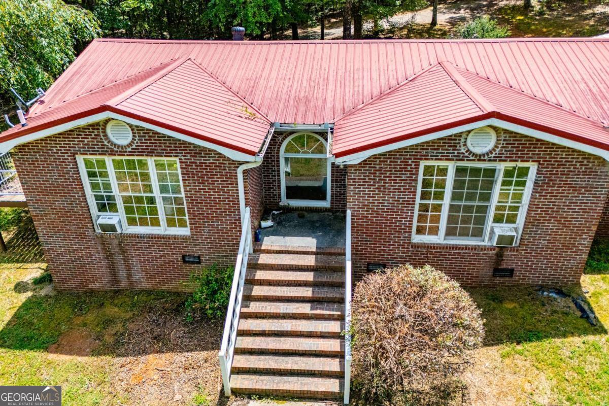 3372 East Hwy 5