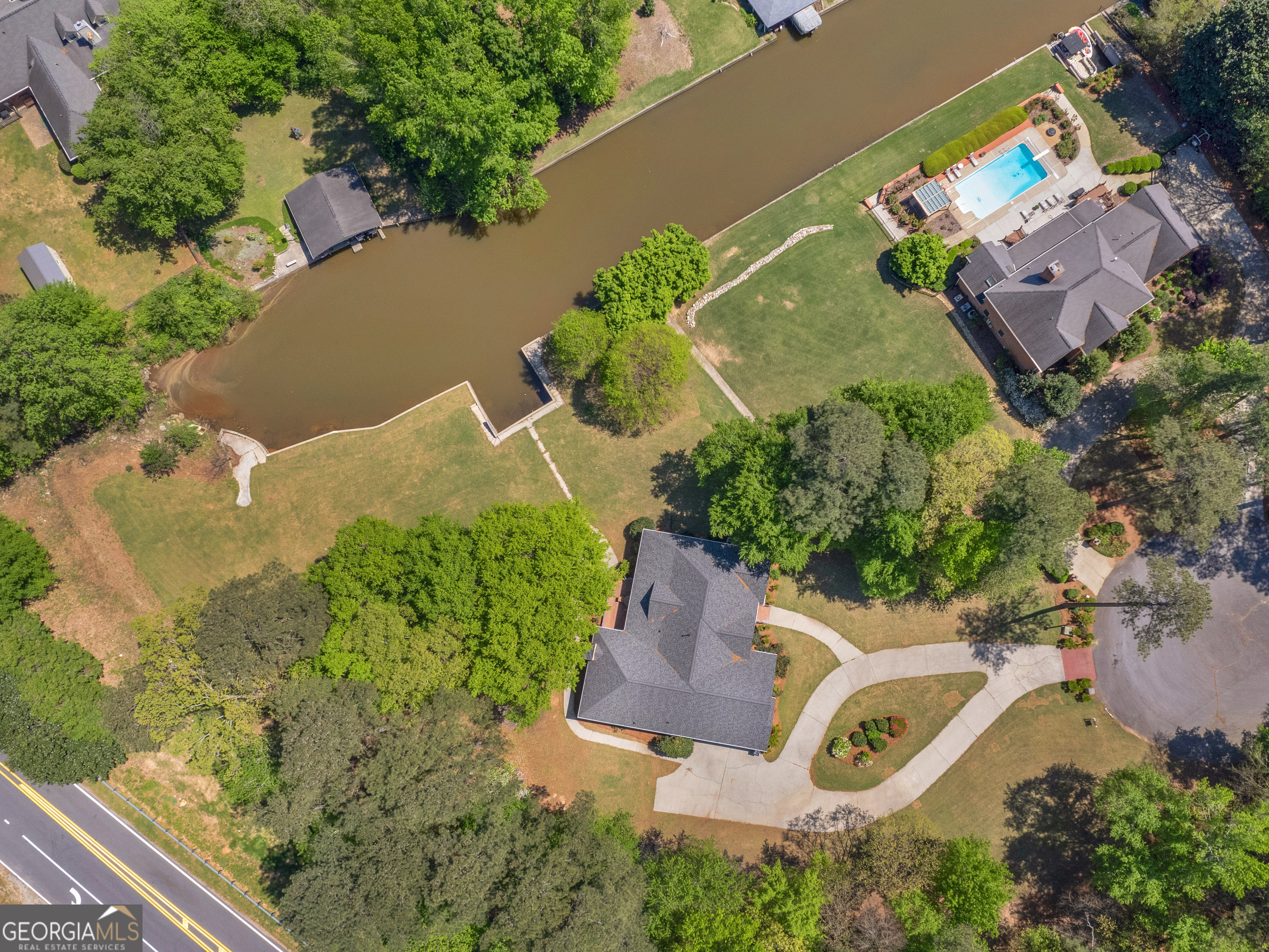 8560 Canal DR