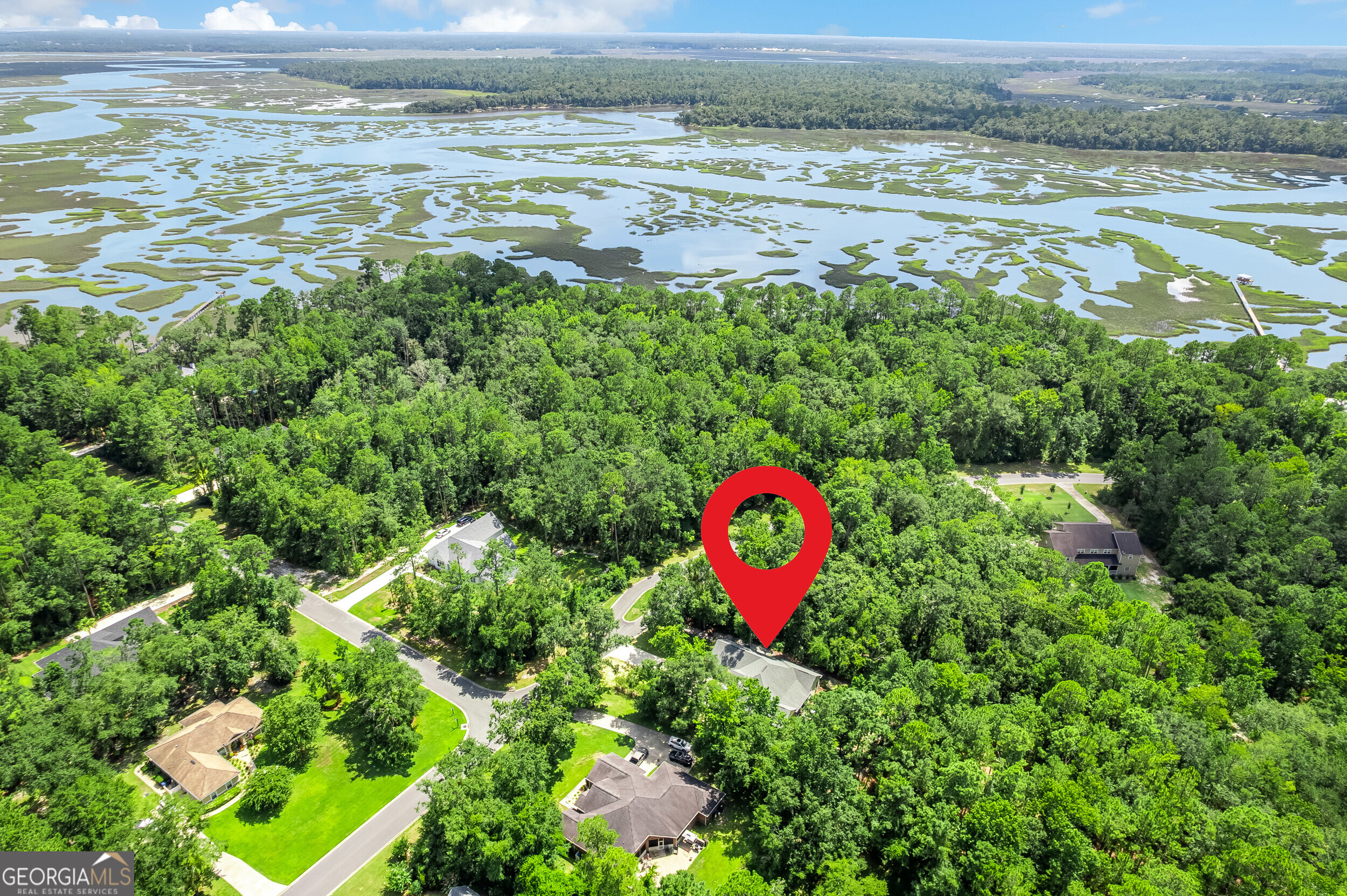 427 Lighthouse CIR