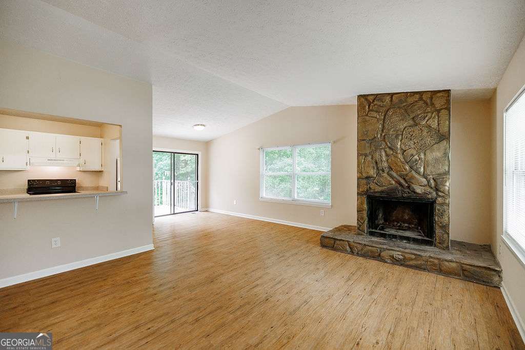 130 Oliver CIR