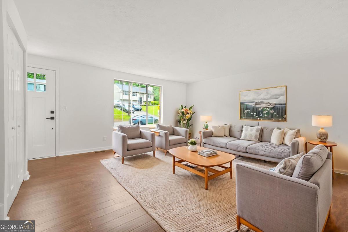 1355 Tucker Woods DR