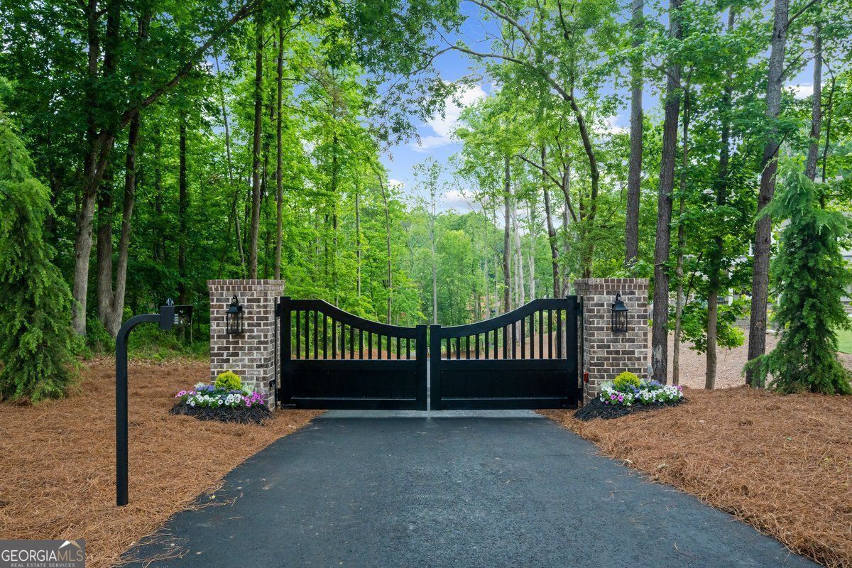 1084 Wrights Mill RD