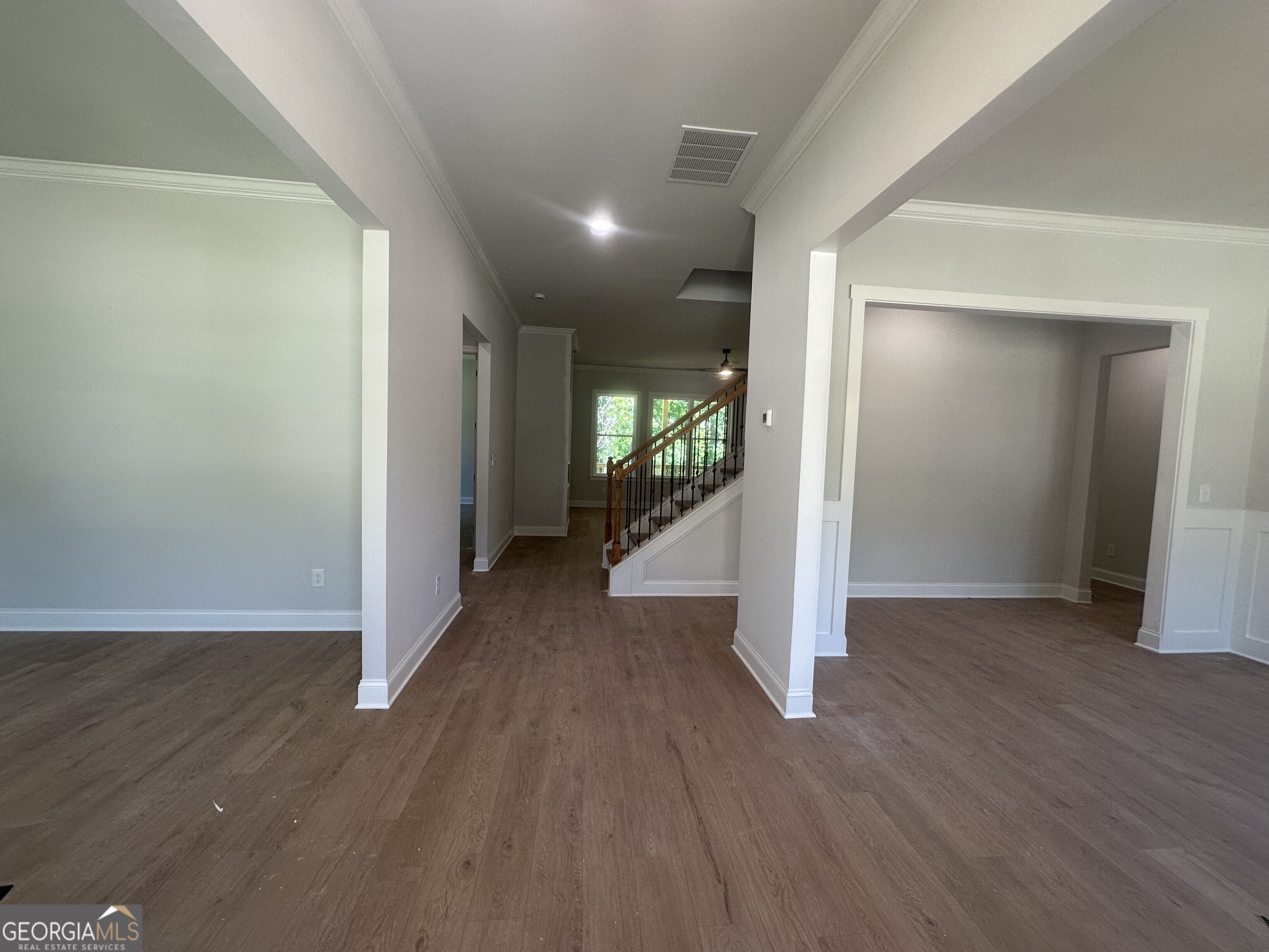 7040 Sanctuary DR