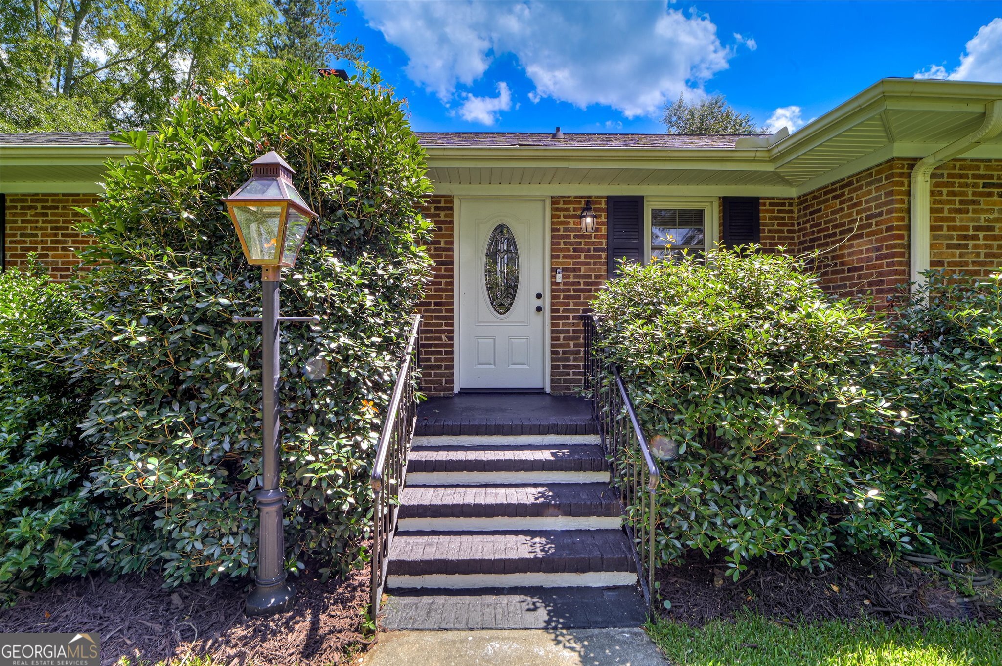 215 SE Barnard AVE