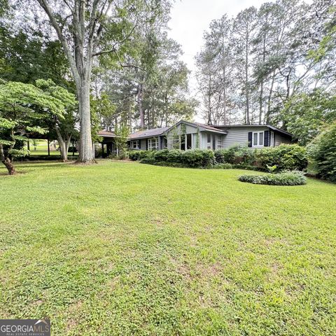 Photo of 207 Iris Drive, Centre, AL 35960 (MLS # 10775060)