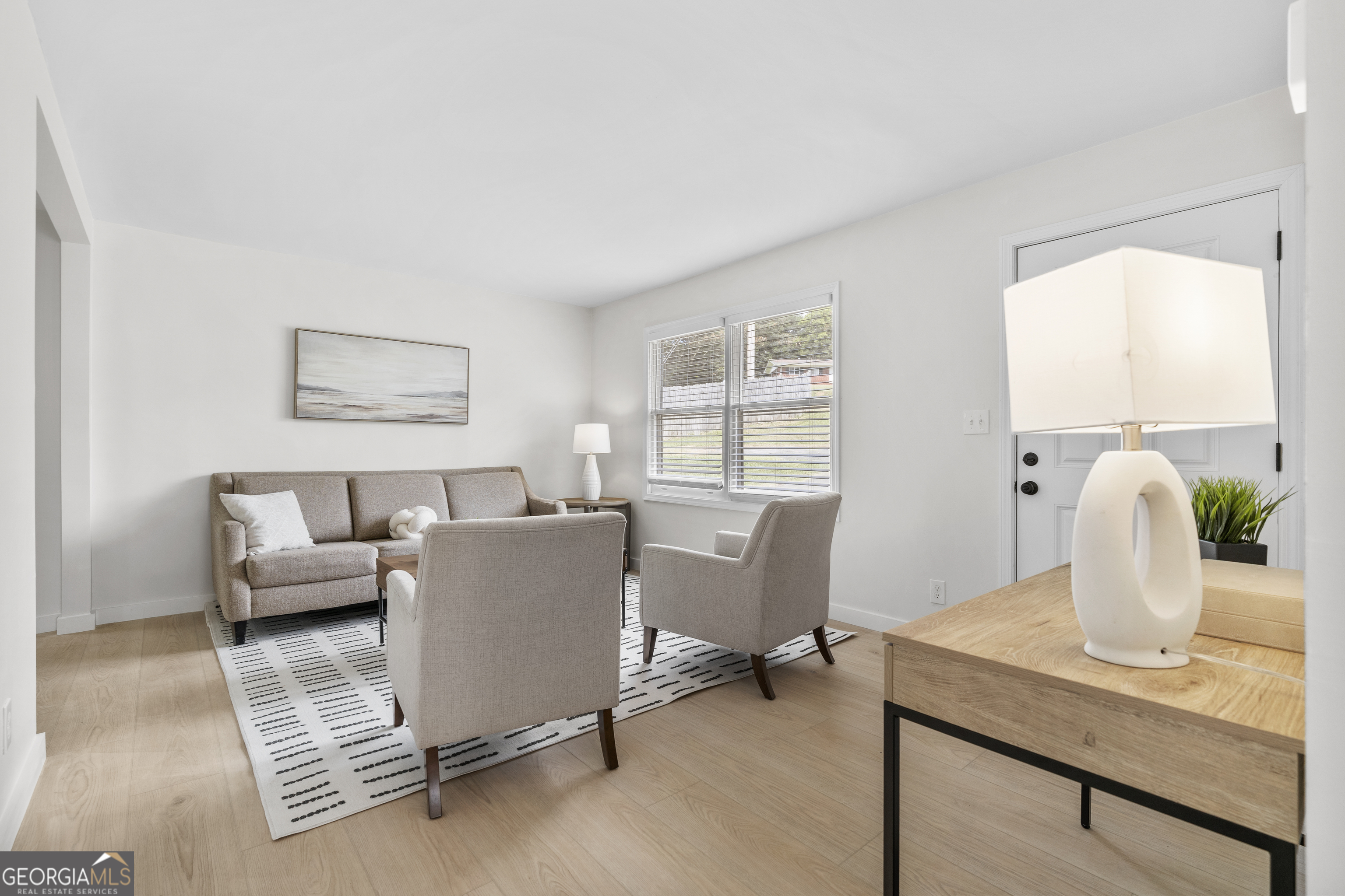 16 Barnesdale WAY NE