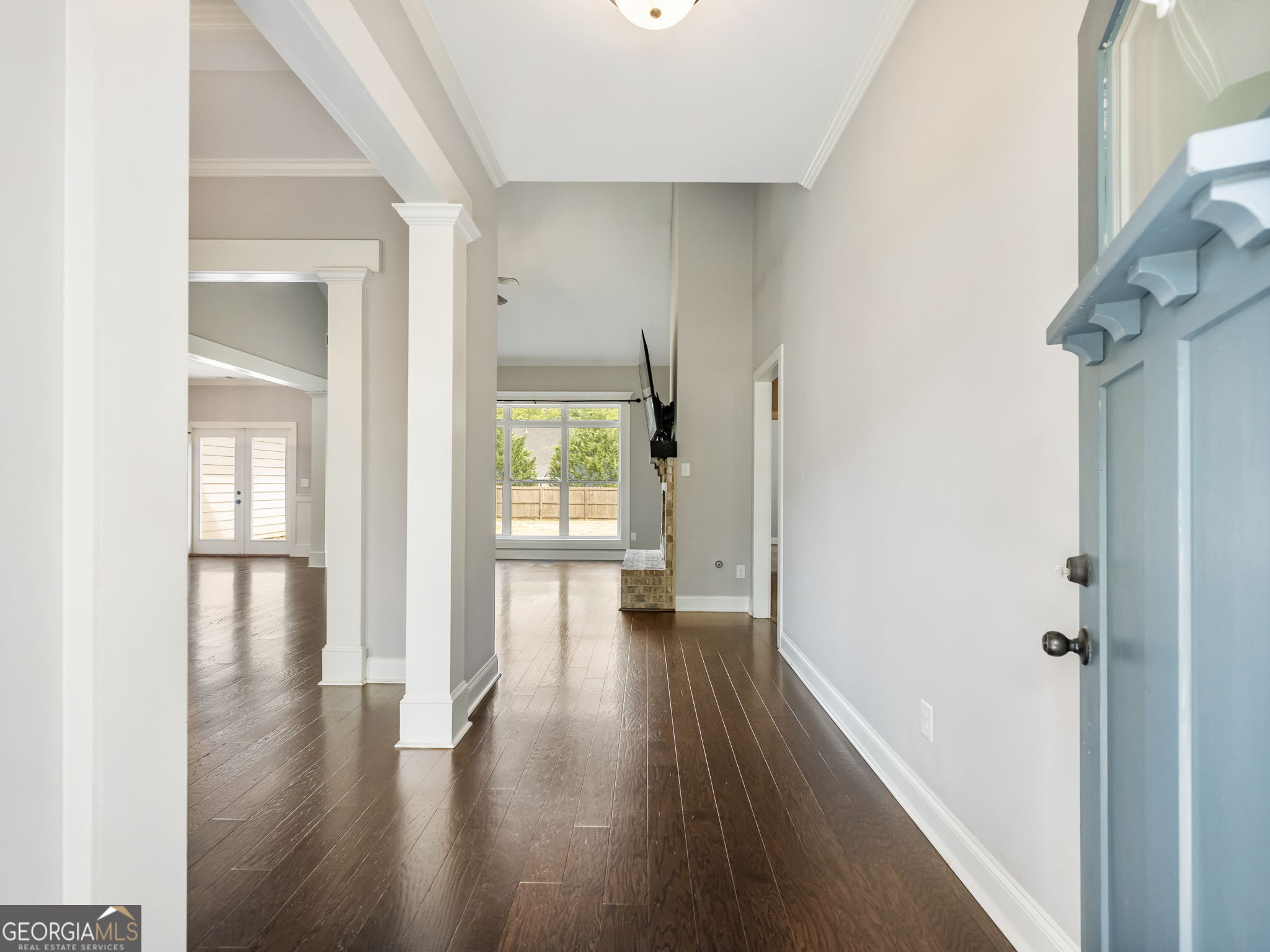 438 Lakewood DR SW