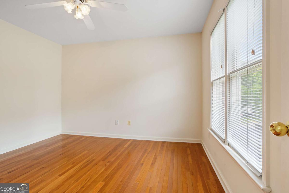 Brentwood Park - Residential