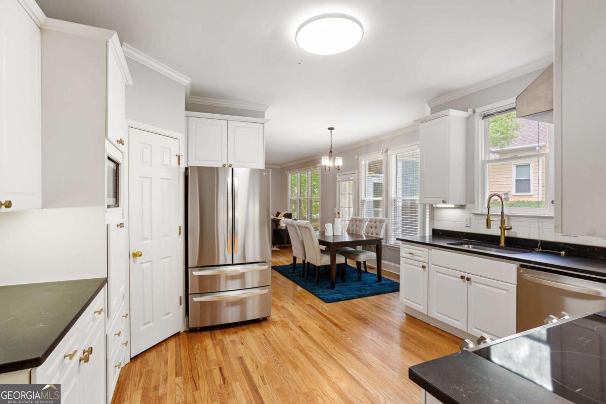Brentwood Park - Residential