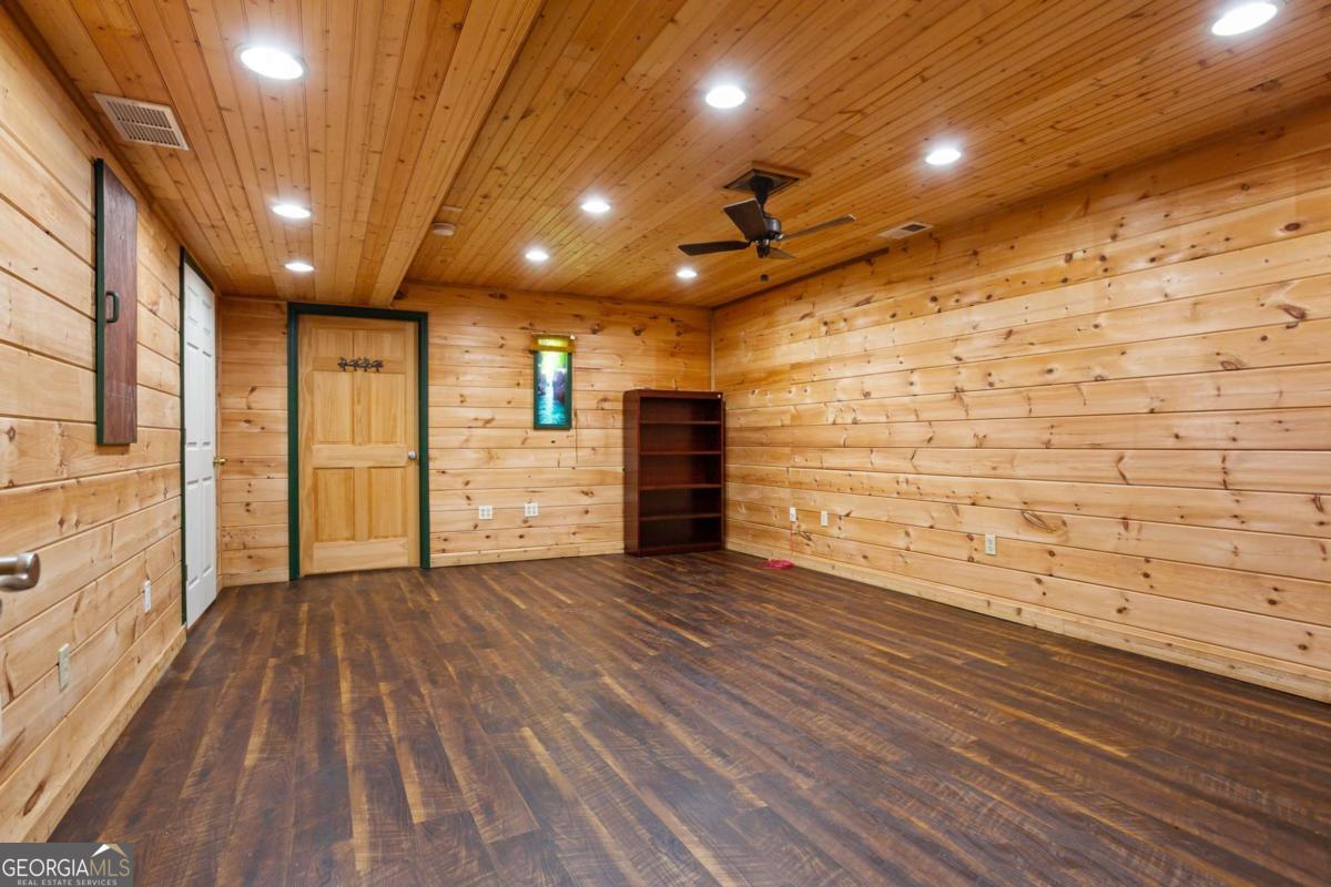 Brentwood Park - Residential