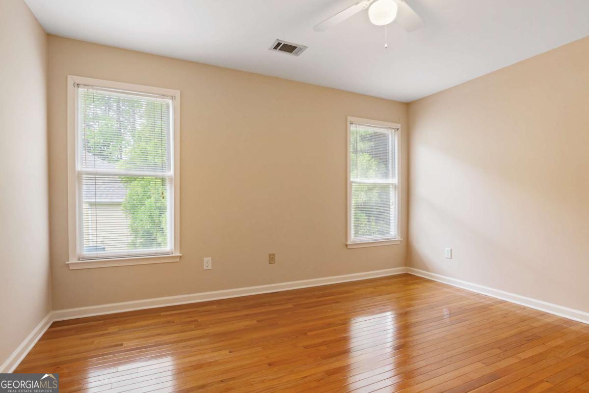Brentwood Park - Residential
