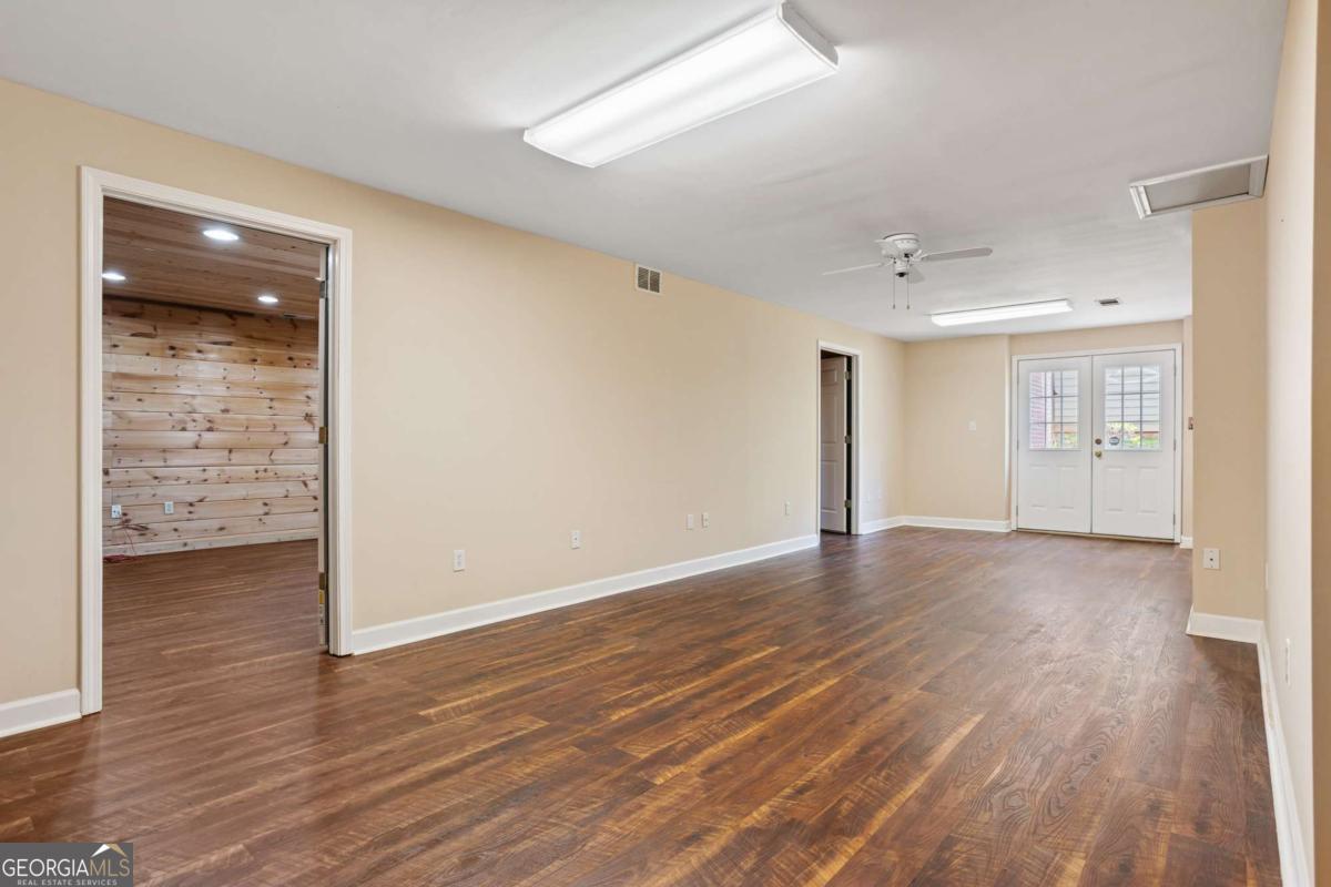 Brentwood Park - Residential