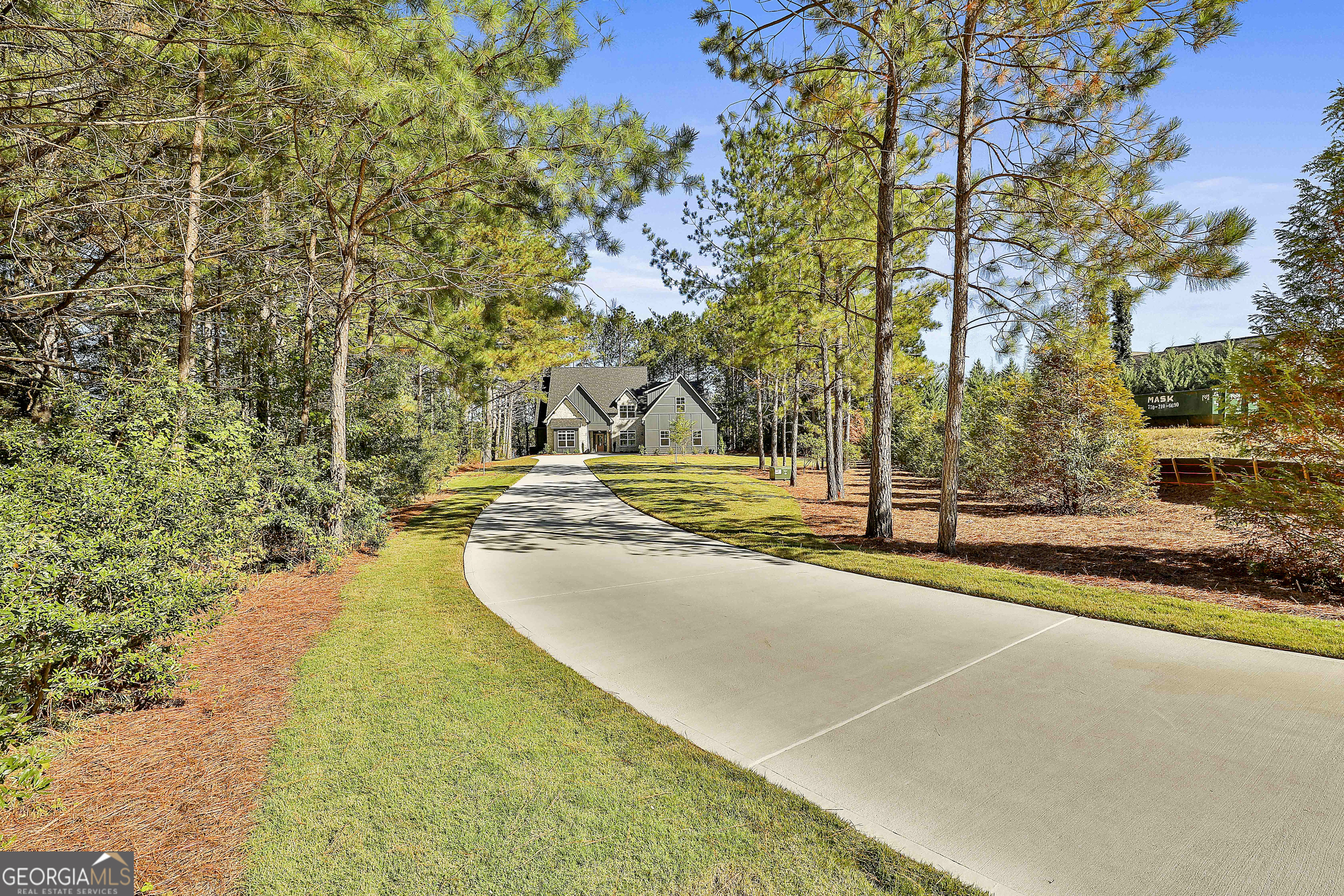 49 Leverett DR