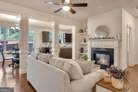 Photo of 2243 Knoxhill View SE, Smyrna, GA 30082 (MLS # 10643413)