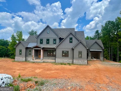 Single Family Residence in Forsyth GA 211 Preakness Way.jpg