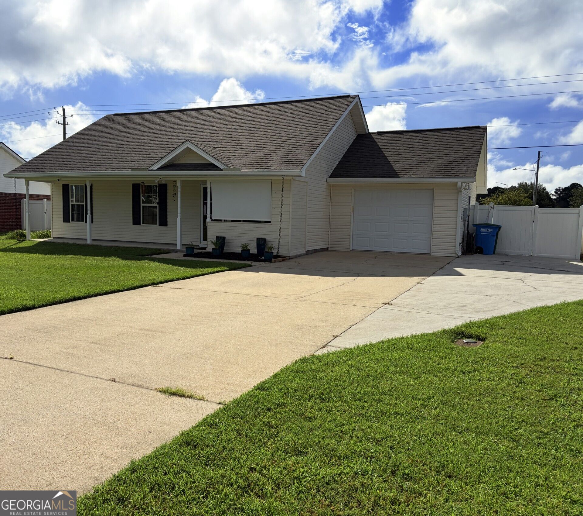 111 Reese WAY