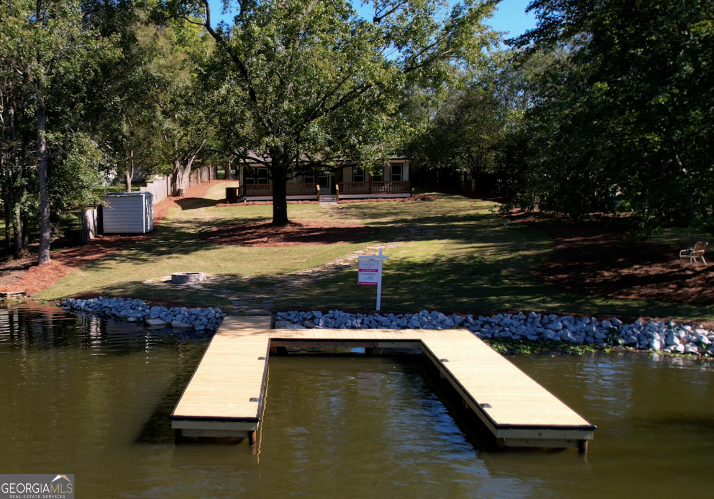 102 Shadow Lake LN