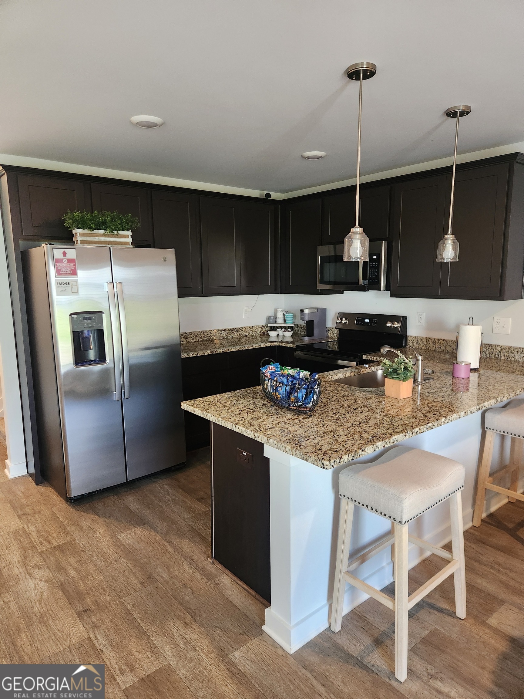 4838 Station Lane 15