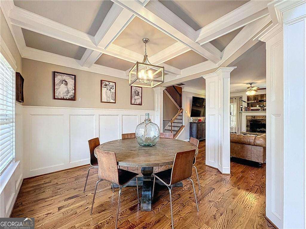 9 Hillshire DR - Photo 4