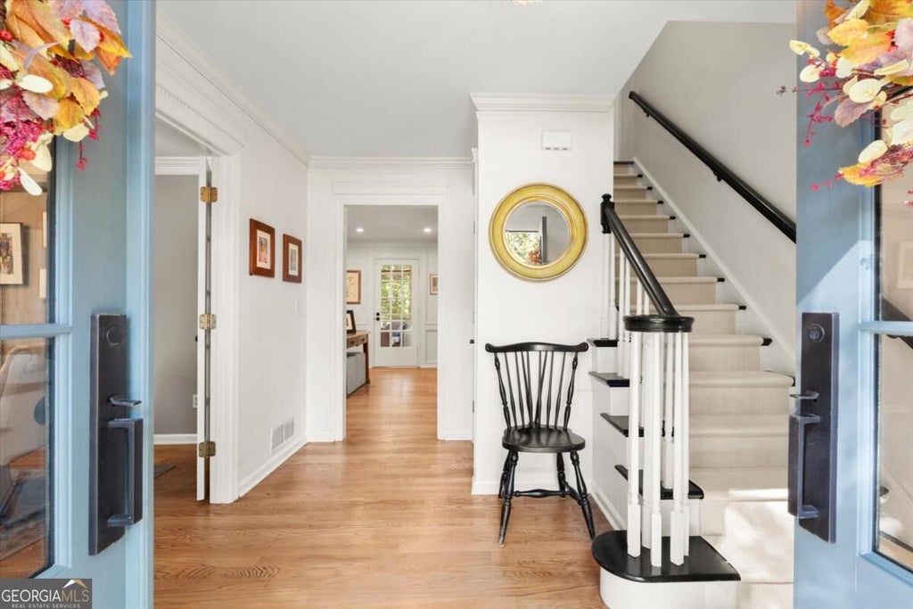 Photo of 1021 Princeton Walk NE, Marietta, GA 30068 (MLS # 10876547)