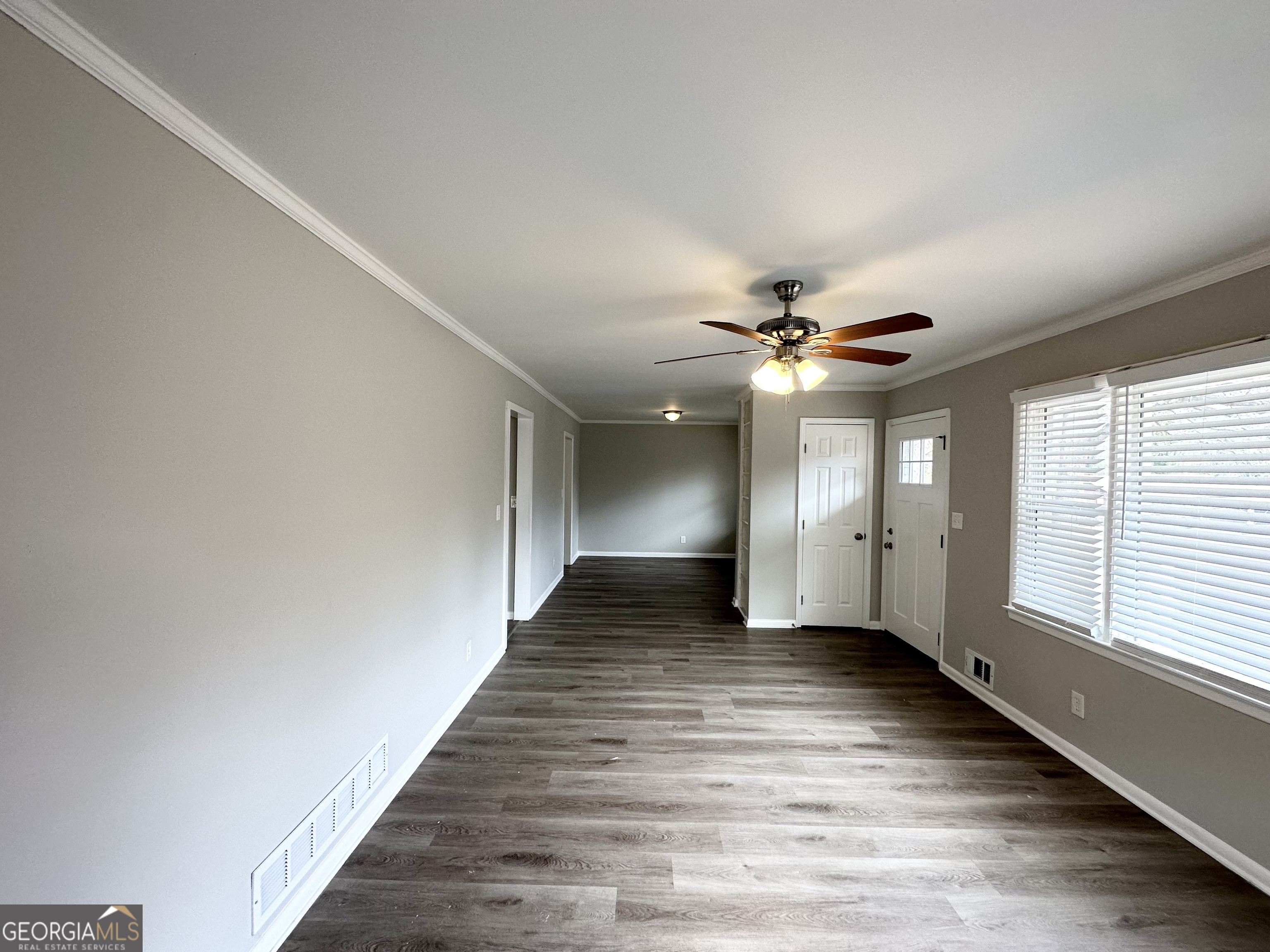 1931 Sandringham DR SW