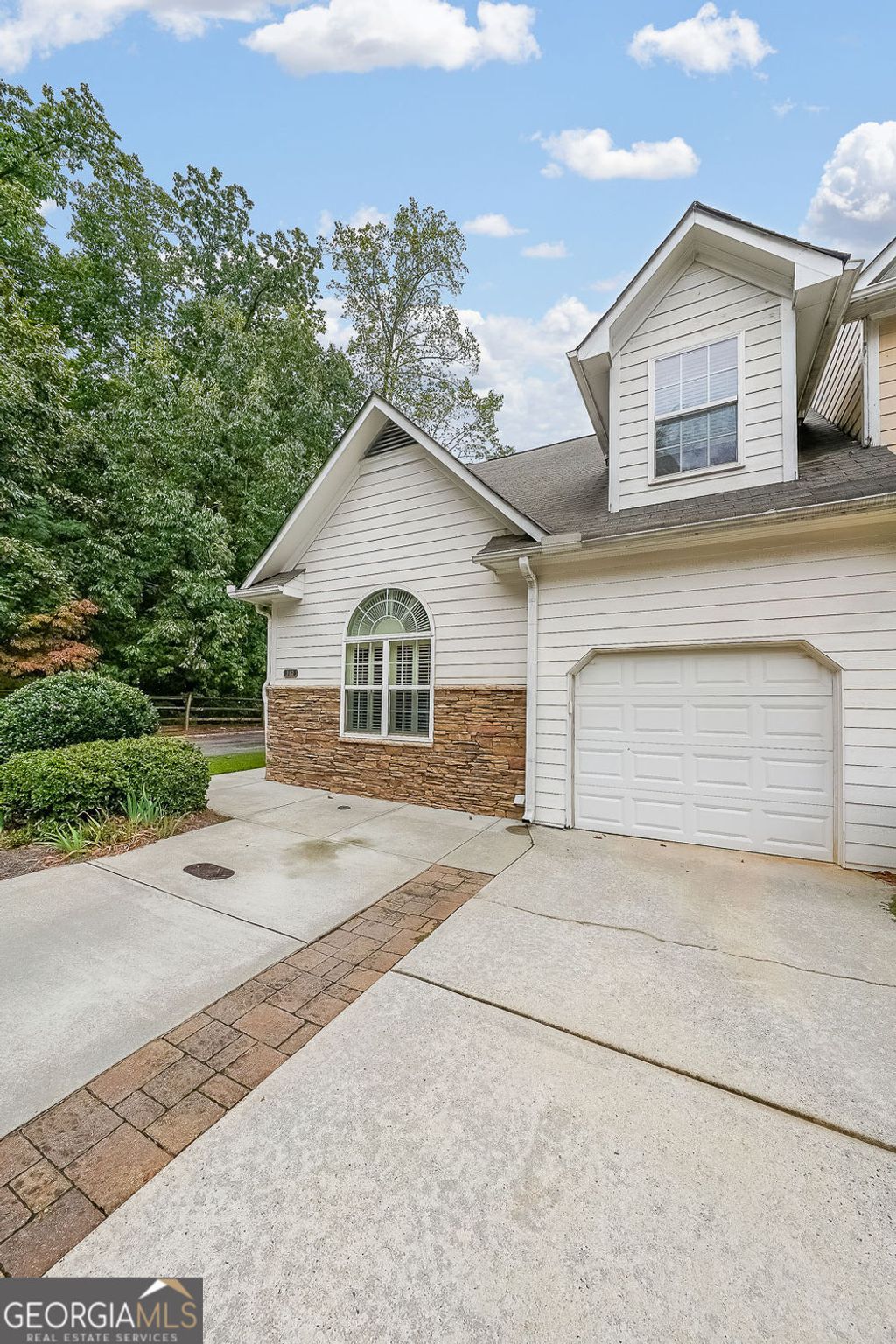 Photo of 382 Guibor Court NW #4, Kennesaw, GA 30144 (MLS # 10731972)