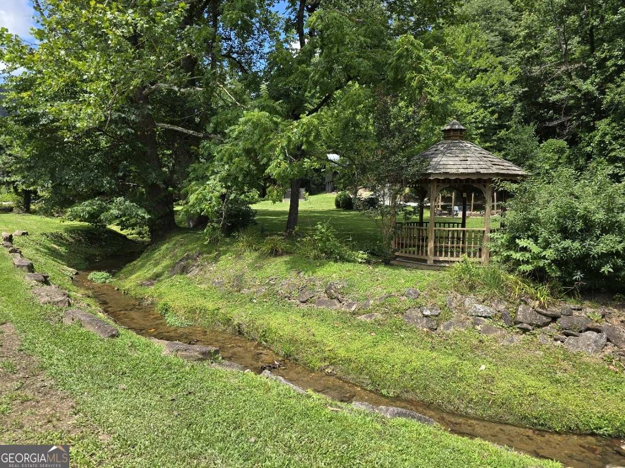 300 Ginger Creek LN 303