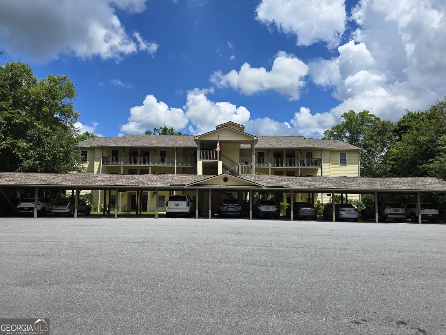 300 Ginger Creek LN 303