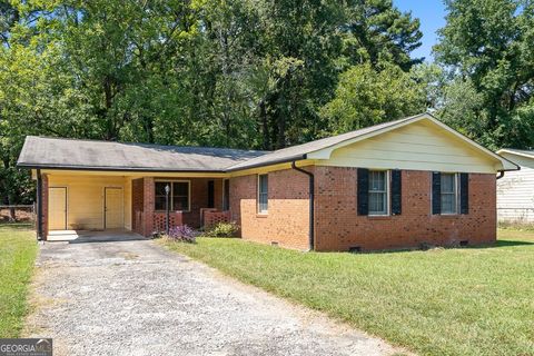 Photo of 6155 Landover Circle, Morrow, GA 30260 (MLS # 10612393)