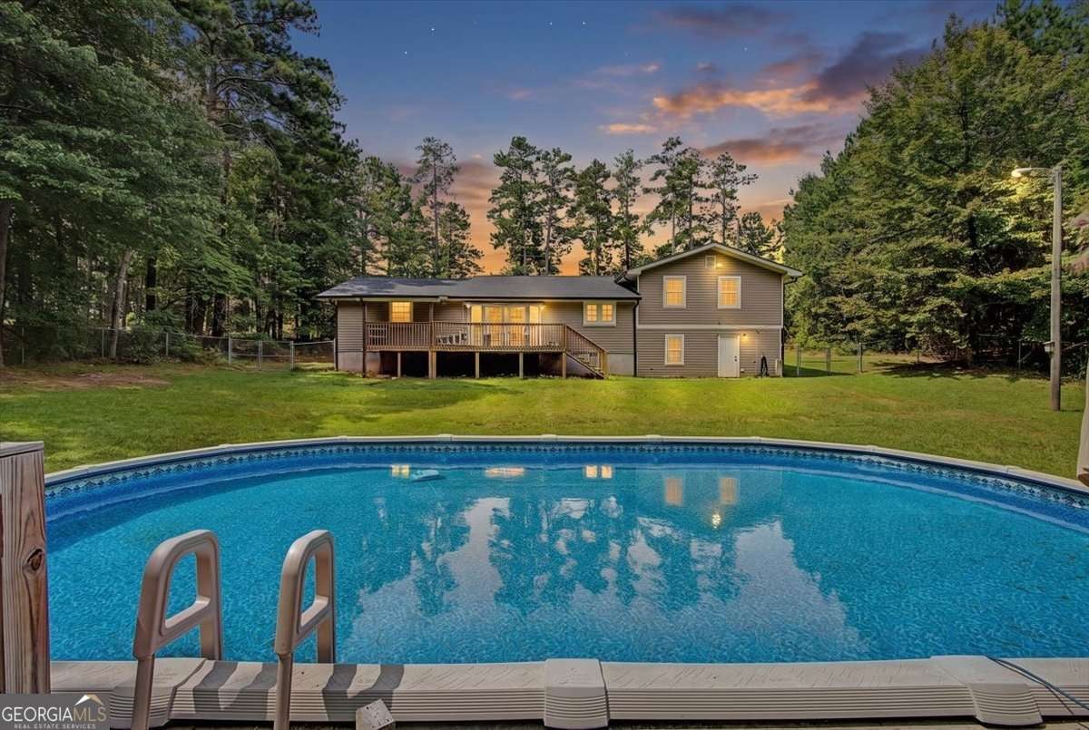 576 Cross Plains RD