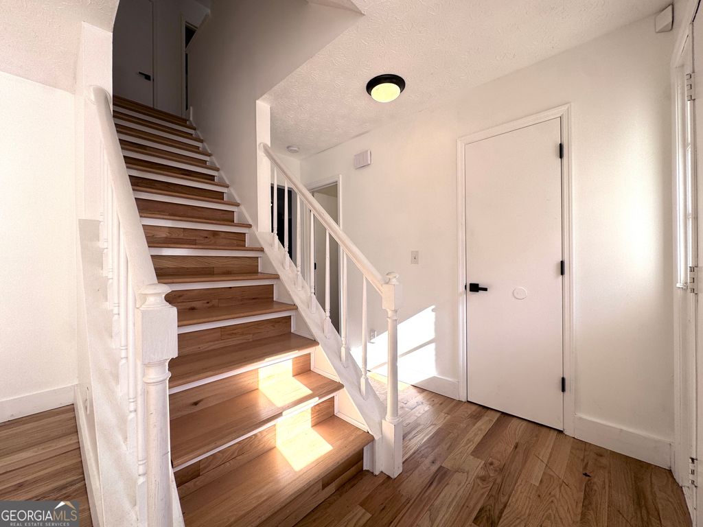 Photo of 515 Lake Joyce Ln, Fairburn, GA 30213 (MLS # 10657427)