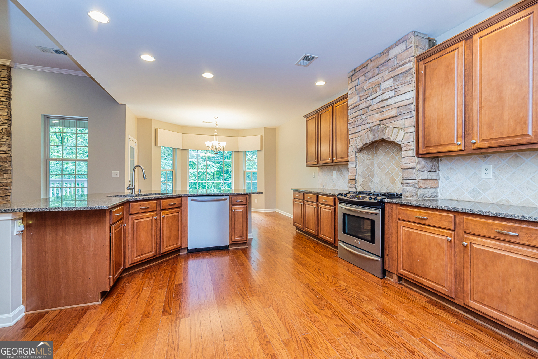 500 Barrington Farms PKWY
