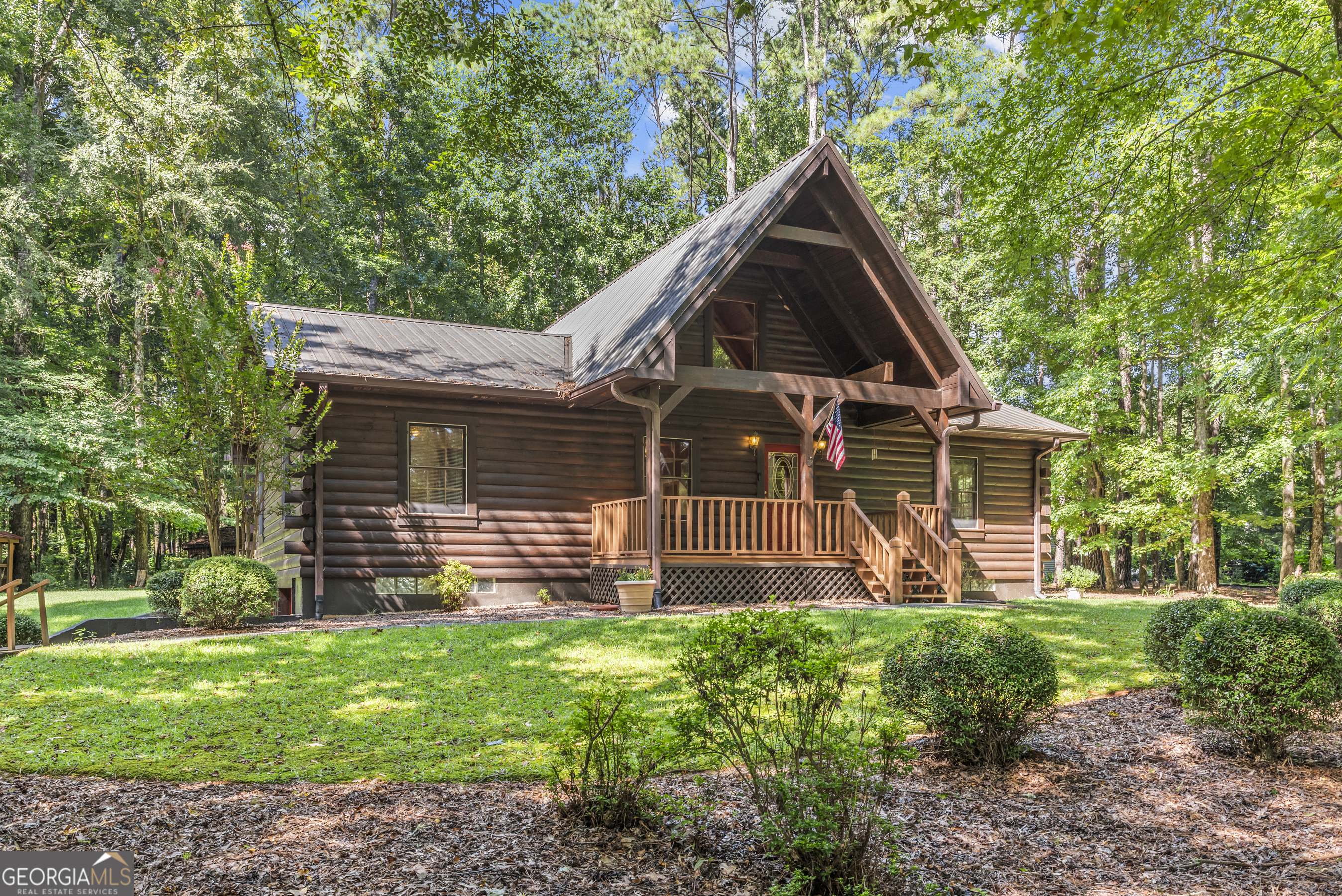 102 Lakeside DR