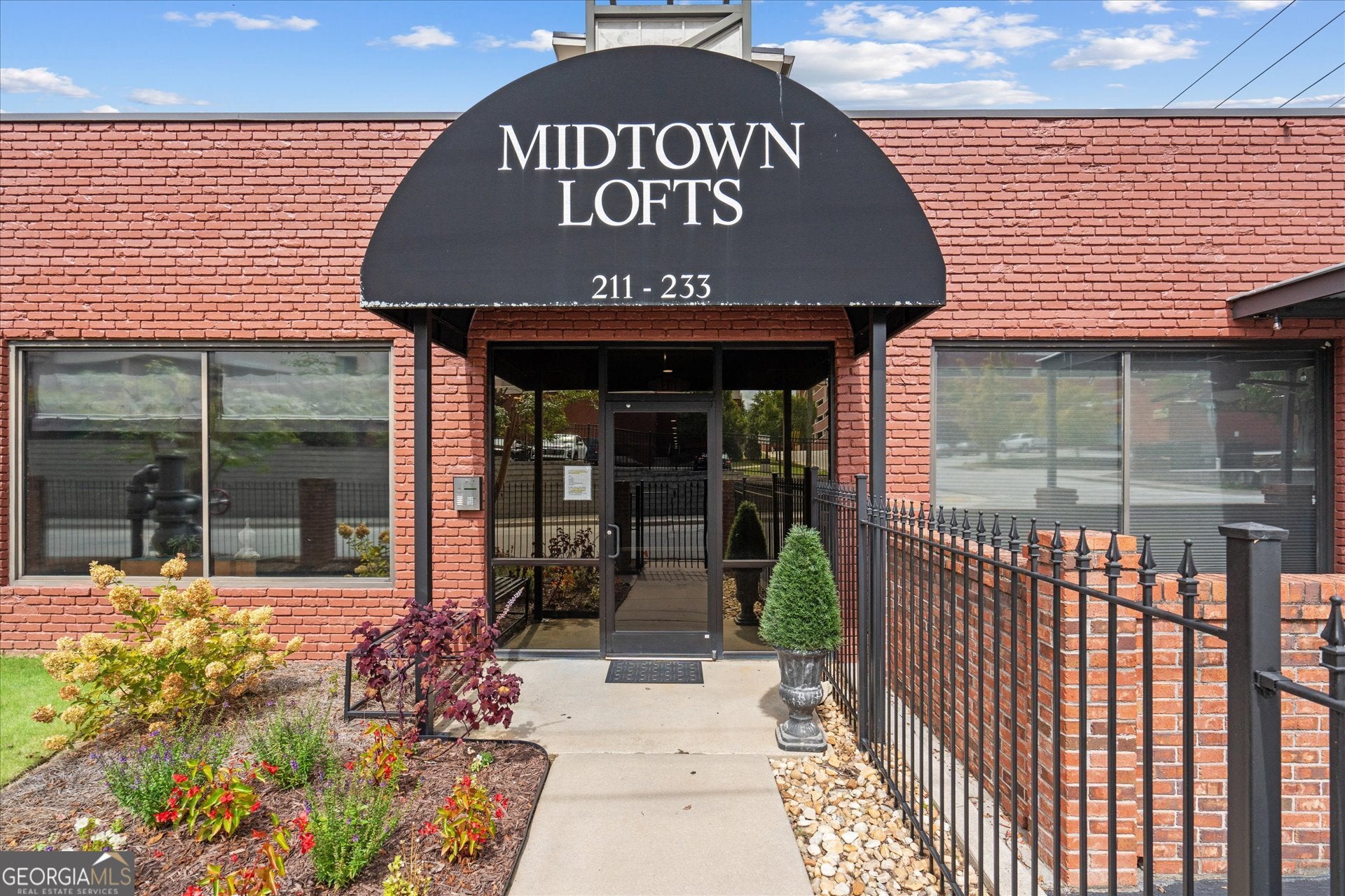 205 Johnson AVE 231