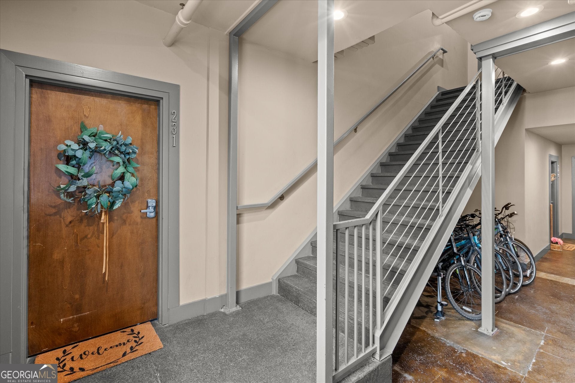 205 Johnson AVE 231