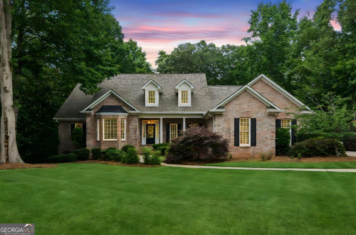 3445 Strawberry LN