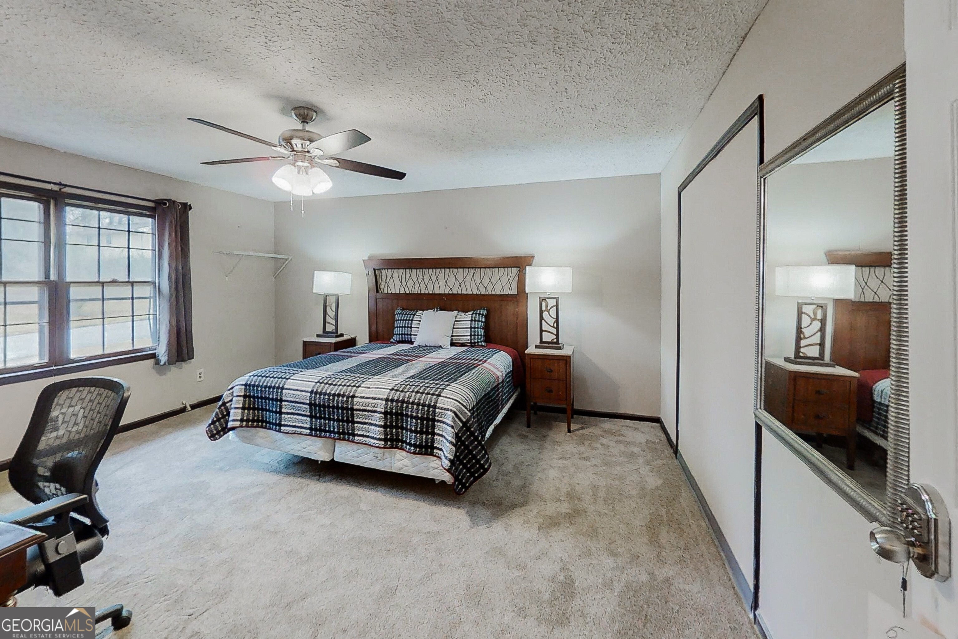 2284 Emerald Springs DR