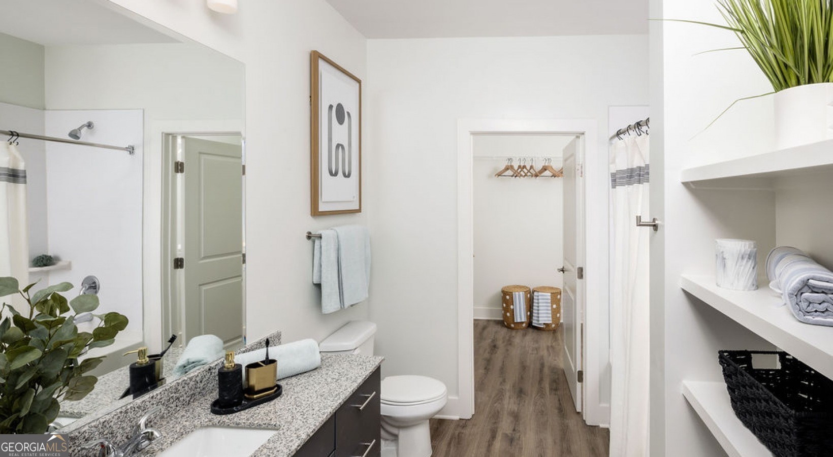 Lagrange, Georgia 30240, United States, 2 Bedrooms Bedrooms, ,2 BathroomsBathrooms,Residential,Active,83621