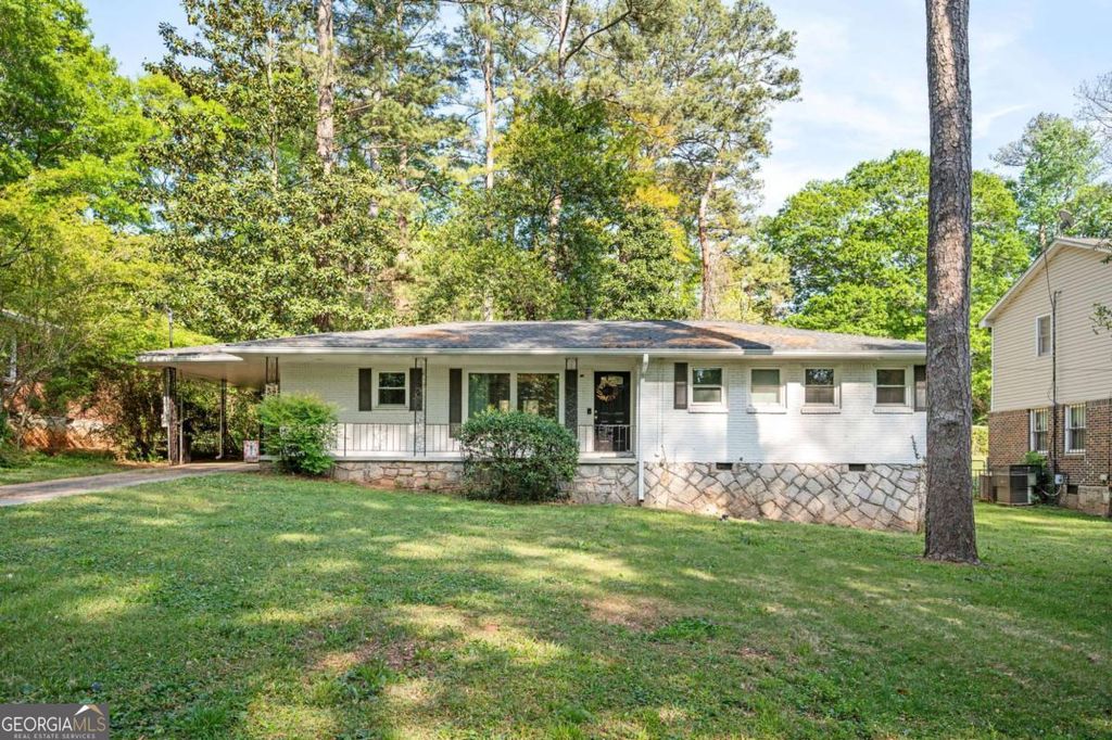 Photo of 1428 Sandy Lane, Decatur, GA 30032 (MLS # 10734719)