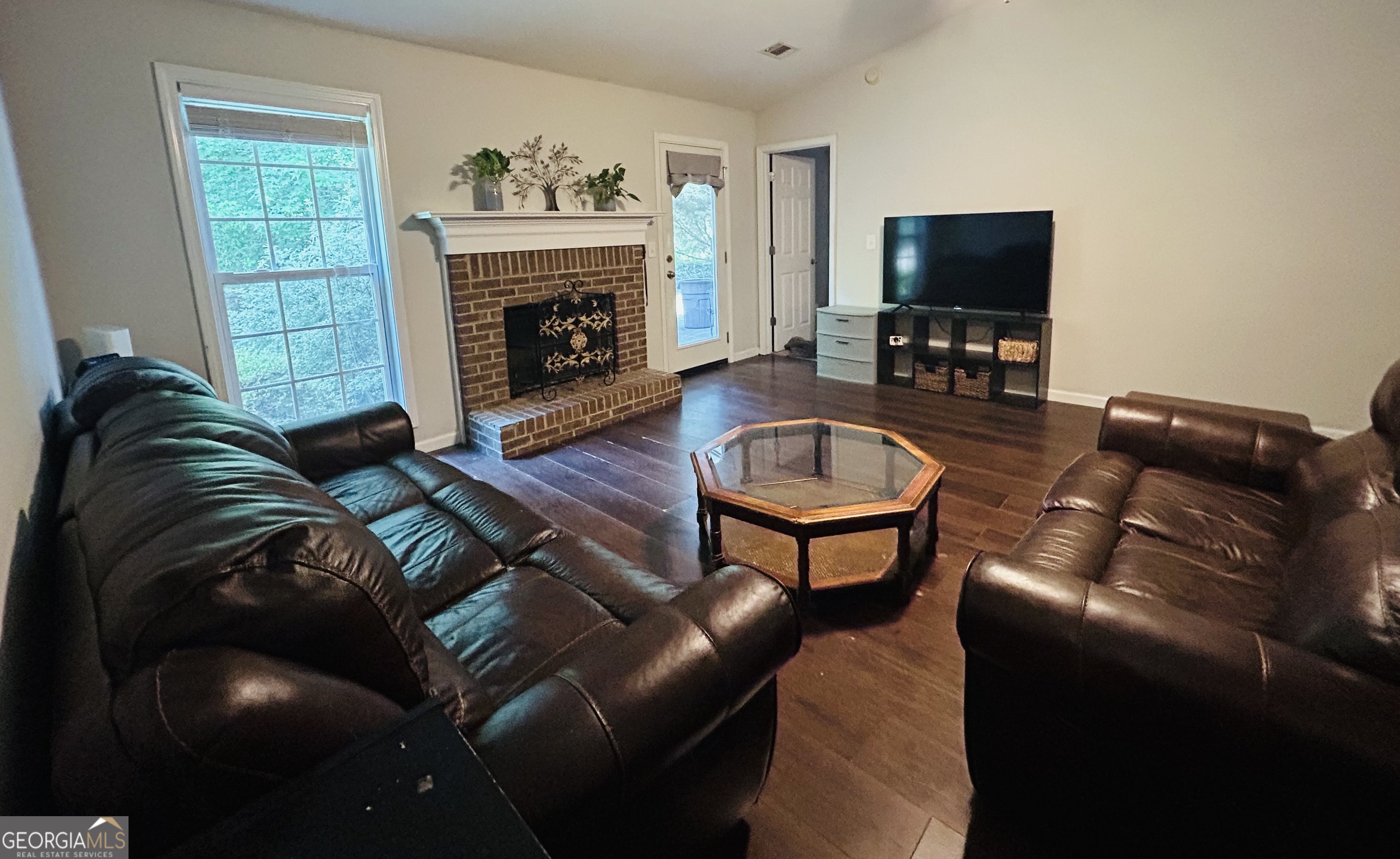 515 Pin Oak DR