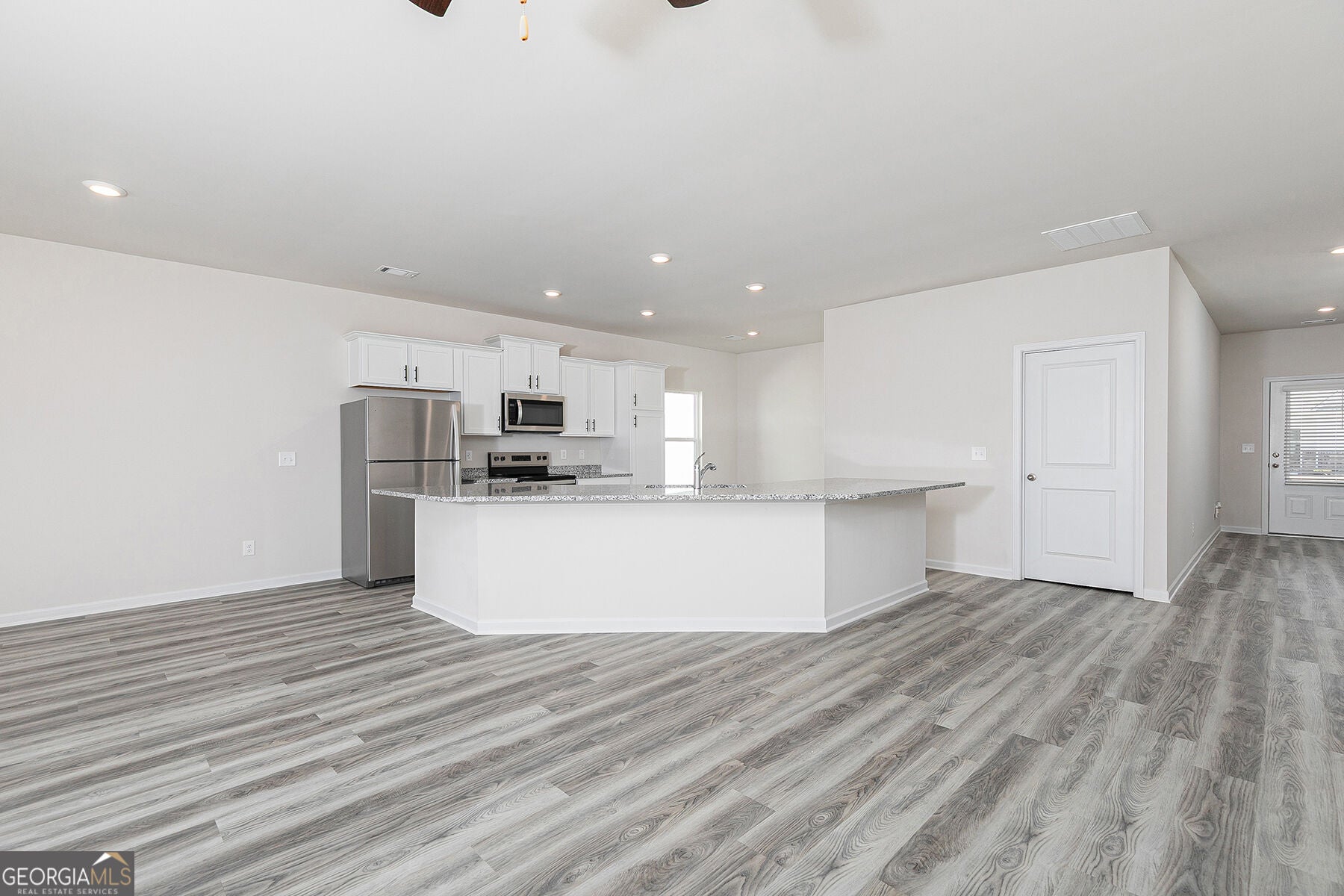 129 Howell DR