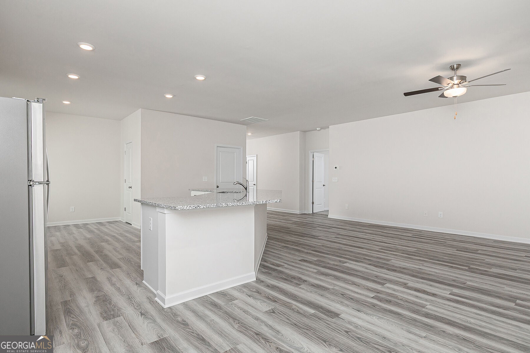 129 Howell DR