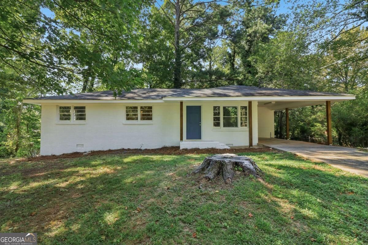 1723 Louise LN