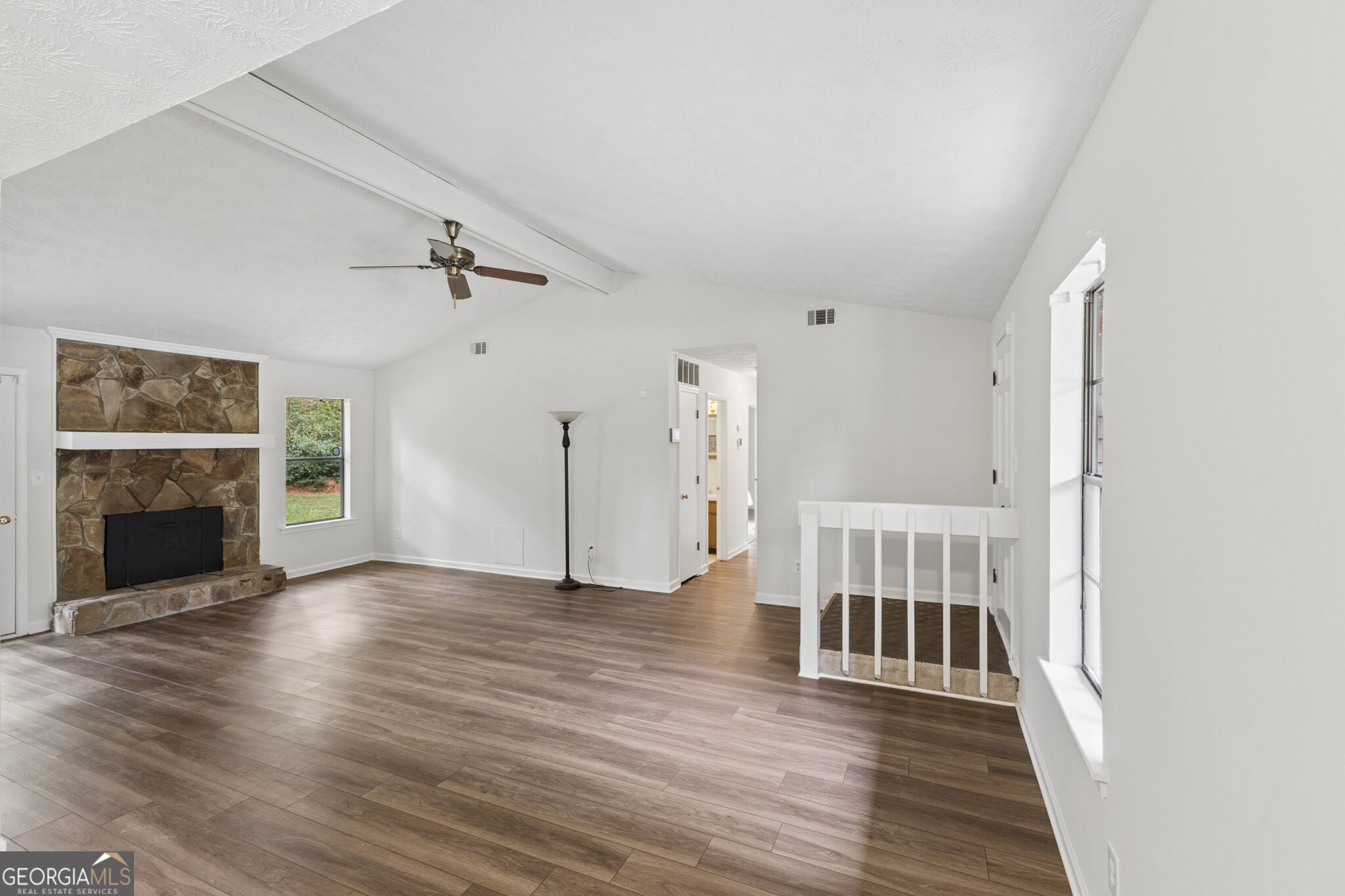 101 Valley CT