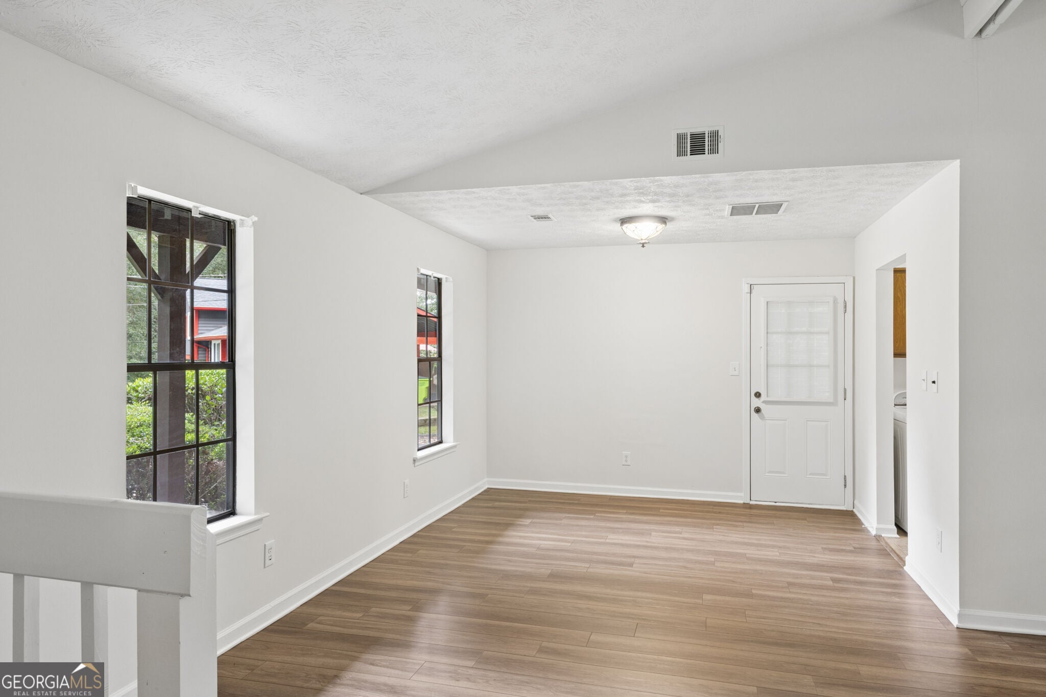 101 Valley CT